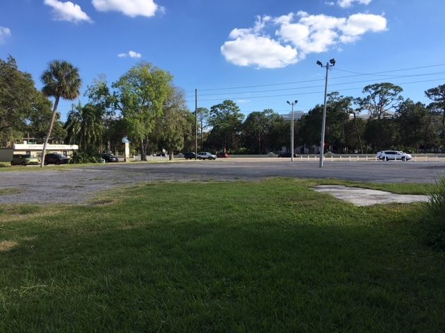 Bay Pines Landing: 9565 Bay Pines Blvd, Saint Petersburg, FL 33708
